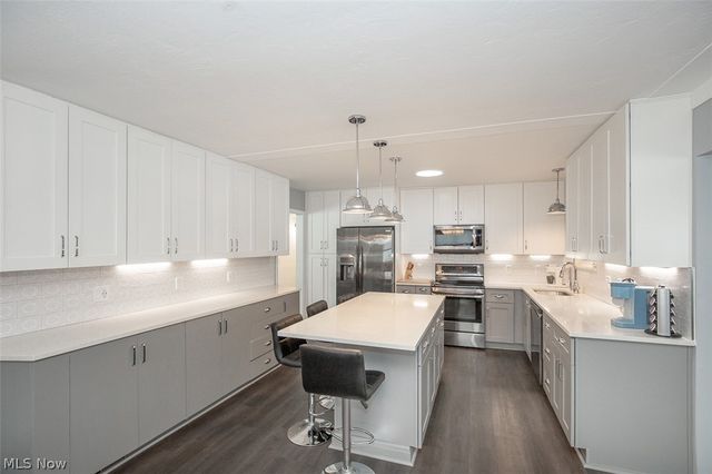 14686 Drake Road, Strongsville, OH 44136