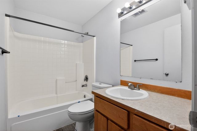 8402 147th St Court E, Puyallup, WA 98375