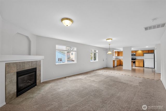 8402 147th St Court E, Puyallup, WA 98375