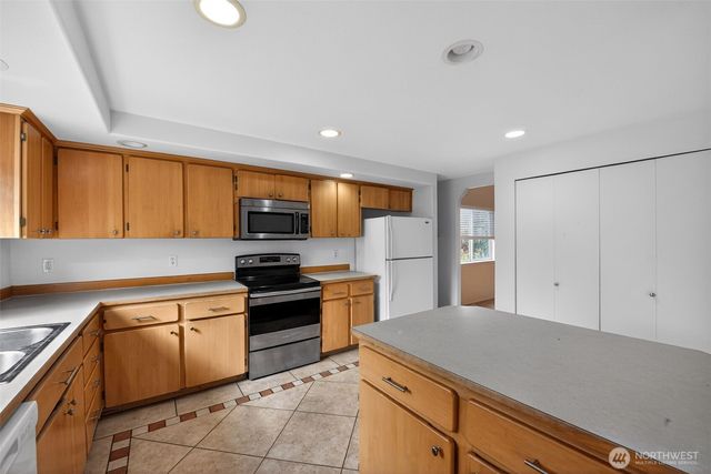 8402 147th St Court E, Puyallup, WA 98375