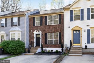 10 DOVETREE DR, Newark, DE 19713