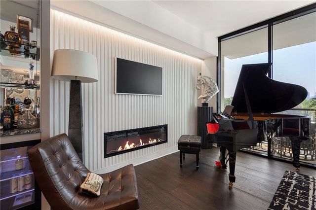 2425 Peachtree Road NE 707, Atlanta, GA 30305