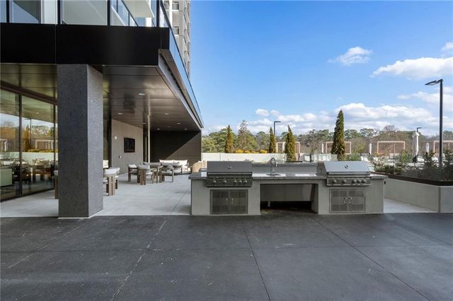 2425 Peachtree Road NE 707, Atlanta, GA 30305