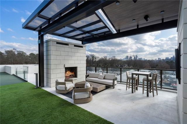 2425 Peachtree Road NE 707, Atlanta, GA 30305
