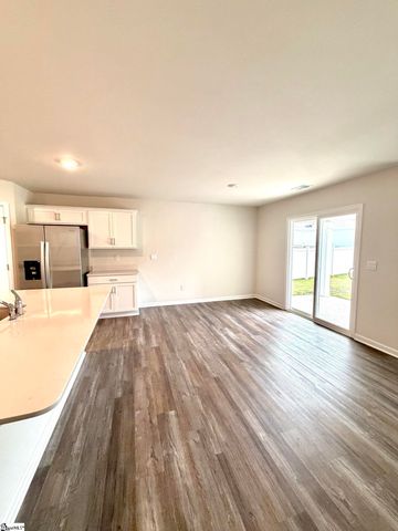 1425 Slades Street, Woodruff, SC 29388