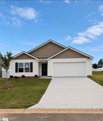 1425 Slades Street, Woodruff, SC 29388