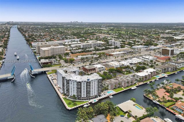3111 NE 51st St 305C, Fort Lauderdale, FL 33308