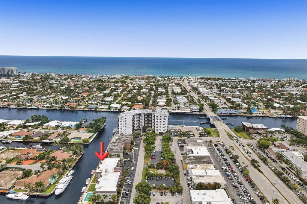 3111 NE 51st St 305C, Fort Lauderdale, FL 33308