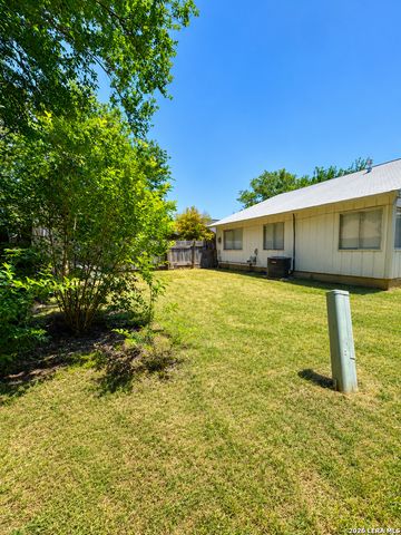 8023 LAUREL BND, San Antonio, TX 78250