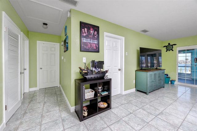 11215 3RD STREET E, Treasure Island, FL 33706