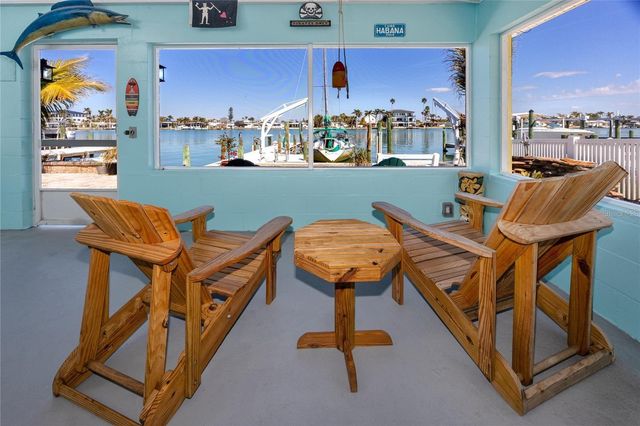 11215 3RD STREET E, Treasure Island, FL 33706