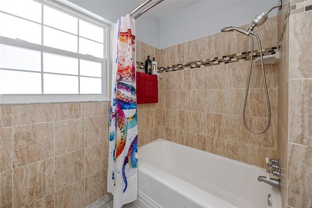 11215 3RD STREET E, Treasure Island, FL 33706