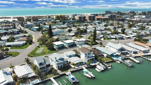 11215 3RD STREET E, Treasure Island, FL 33706