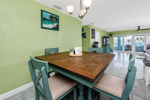 11215 3RD STREET E, Treasure Island, FL 33706