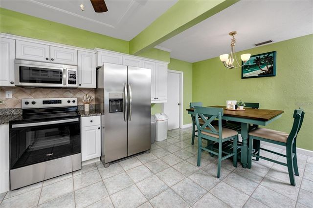 11215 3RD STREET E, Treasure Island, FL 33706