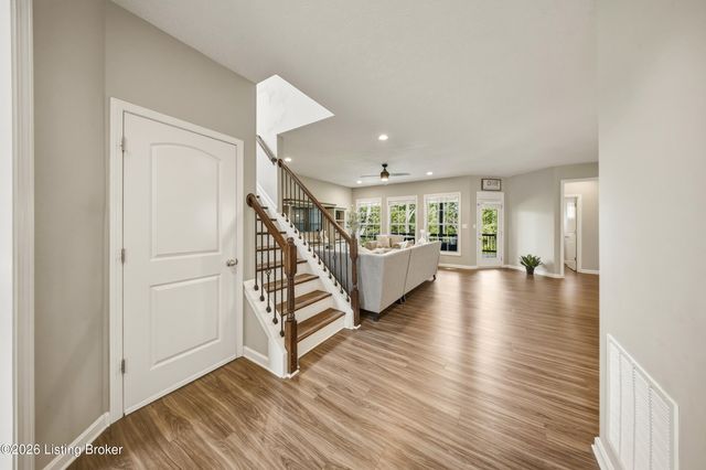 227 Belden Trail, Louisville, KY 40245