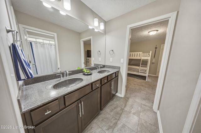 227 Belden Trail, Louisville, KY 40245