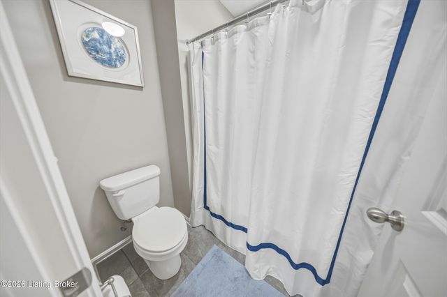 227 Belden Trail, Louisville, KY 40245