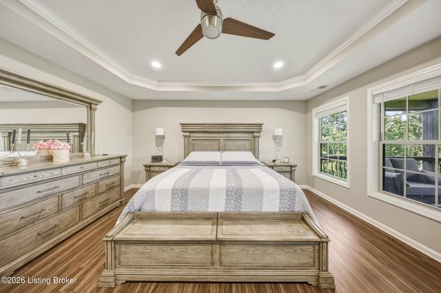 227 Belden Trail, Louisville, KY 40245