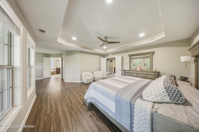 227 Belden Trail, Louisville, KY 40245