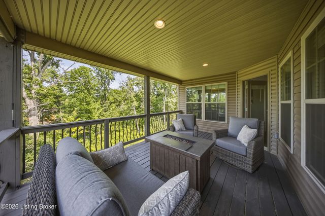 227 Belden Trail, Louisville, KY 40245