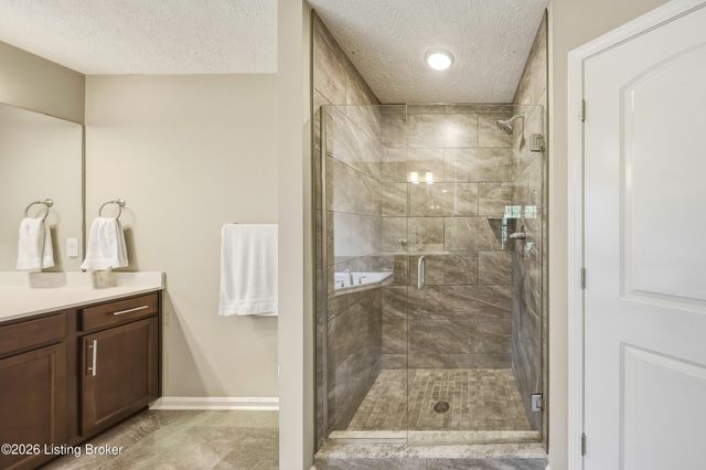 227 Belden Trail, Louisville, KY 40245