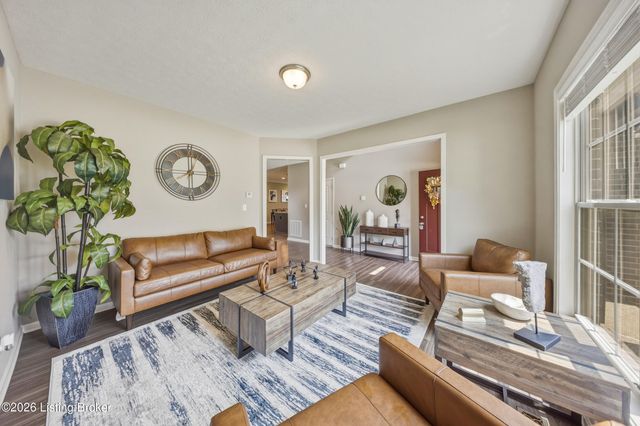 227 Belden Trail, Louisville, KY 40245