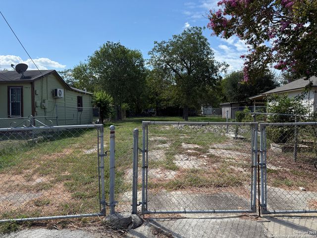 229 Quinta, San Antonio, TX 78210