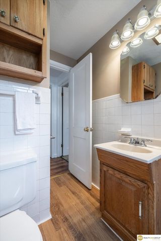 7928 Park Drive, Ralston, NE 68127