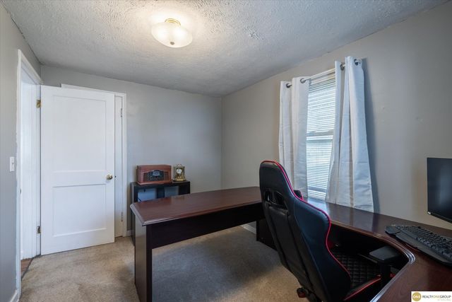 7928 Park Drive, Ralston, NE 68127