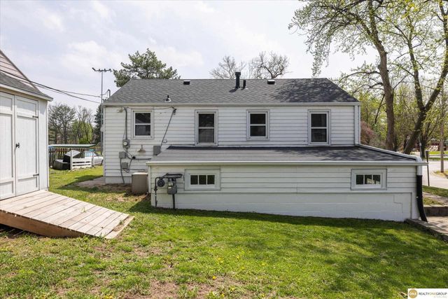 7928 Park Drive, Ralston, NE 68127