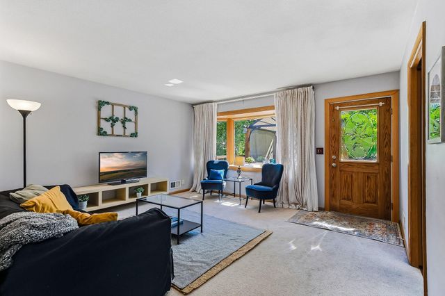 3547 Dupont Avenue N, Minneapolis, MN 55412