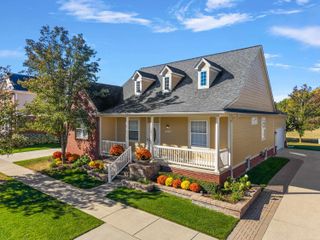 49609 Golden Park Drive, Shelby Twp, MI 48315