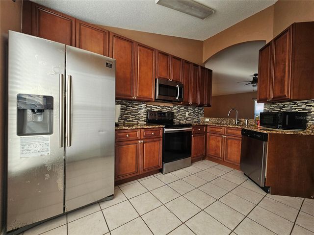 1239 CAREY GLEN CIRCLE, Orlando, FL 32824