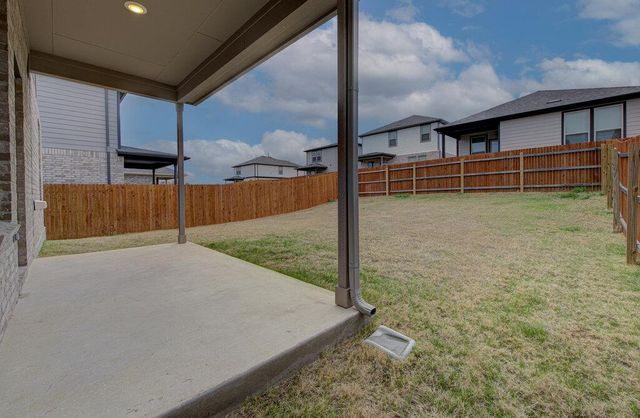 424 Bristlecone BND, Liberty Hill, TX 78642