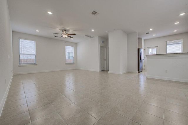 424 Bristlecone BND, Liberty Hill, TX 78642