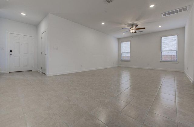 424 Bristlecone BND, Liberty Hill, TX 78642