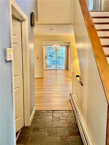83 Arbor Drive 35A, Providence, RI 02908