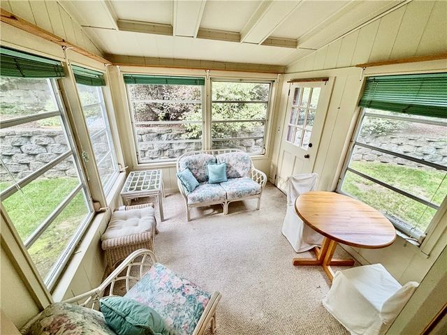 83 Arbor Drive 35A, Providence, RI 02908