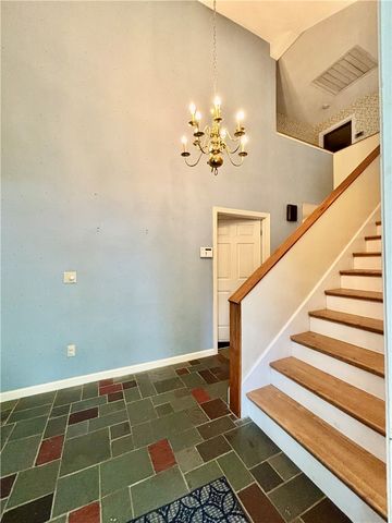 83 Arbor Drive 35A, Providence, RI 02908