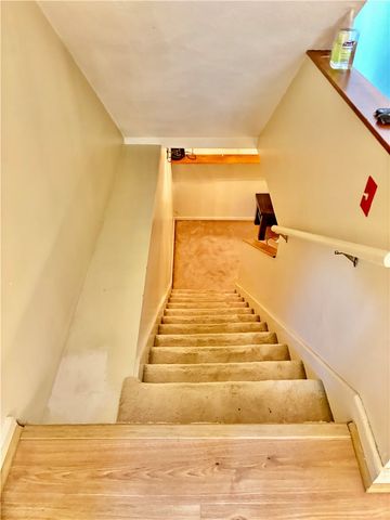 83 Arbor Drive 35A, Providence, RI 02908