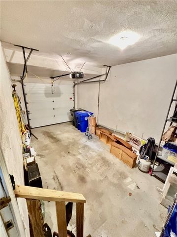83 Arbor Drive 35A, Providence, RI 02908