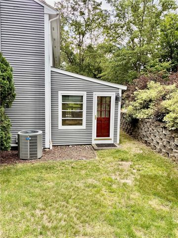 83 Arbor Drive 35A, Providence, RI 02908