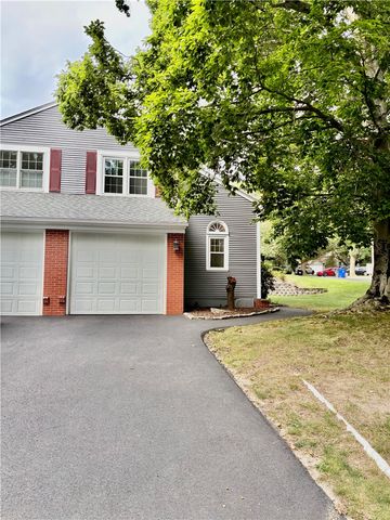 83 Arbor Drive 35A, Providence, RI 02908