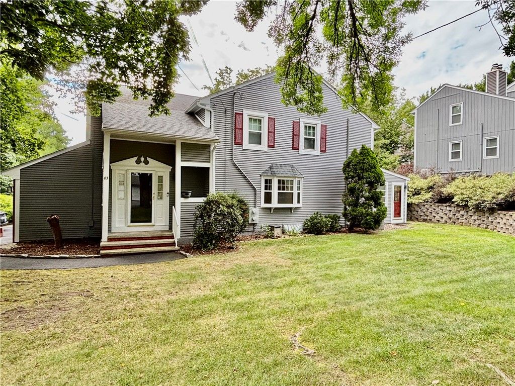 83 Arbor Drive 35A, Providence, RI 02908