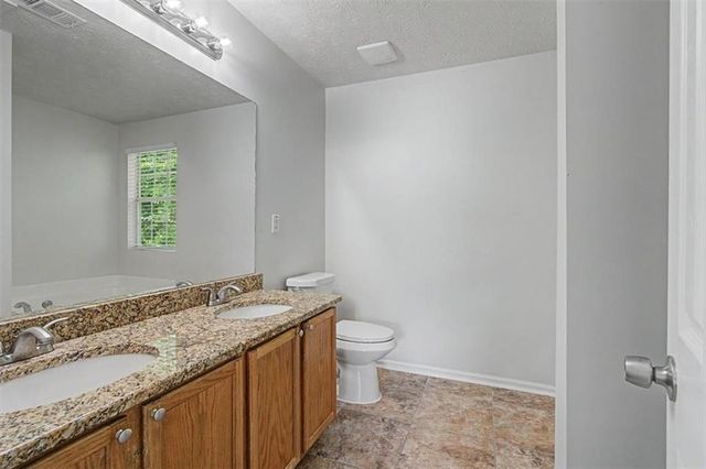 488 Barclay Court, Stone Mountain, GA 30083