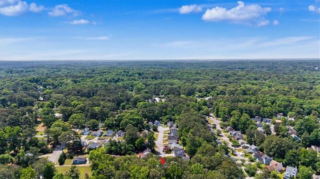 488 Barclay Court, Stone Mountain, GA 30083