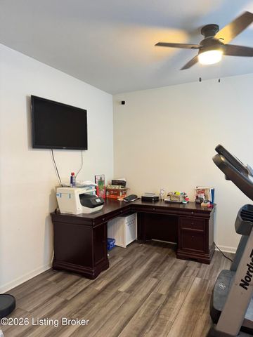 8013 Doe Trail, La Grange, KY 40031