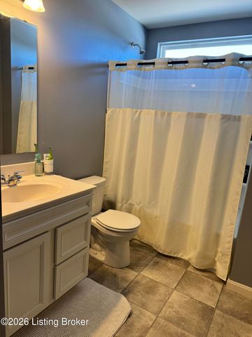 8013 Doe Trail, La Grange, KY 40031