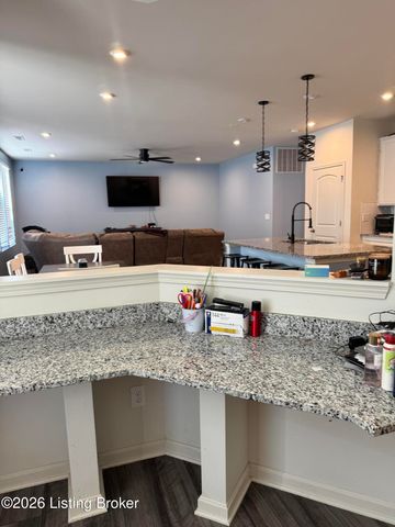 8013 Doe Trail, La Grange, KY 40031